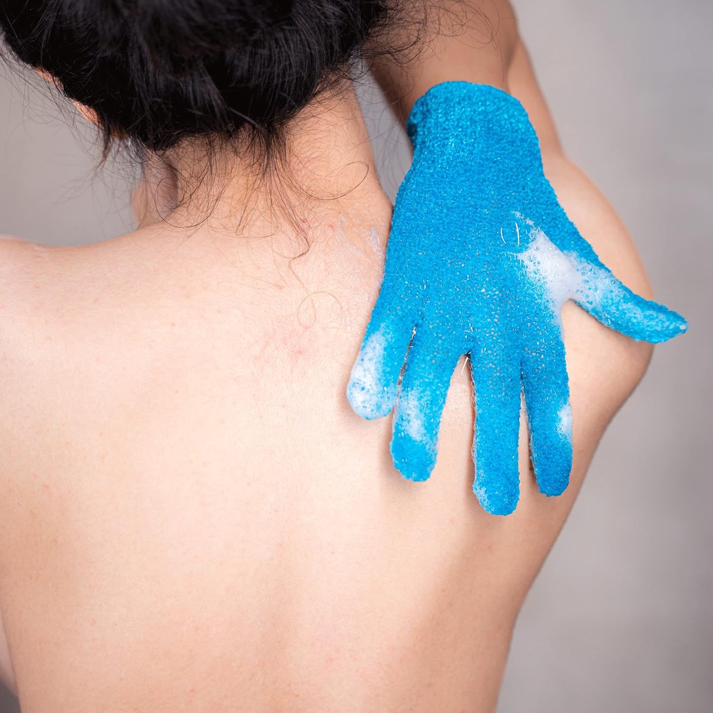 Revitalize Your Skin with 4 Pcs Exfoliating Hand Gloves - Ultimate Scrub Experience!