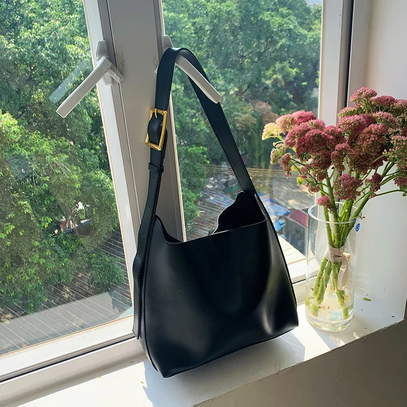Chic Minimalist PU Leather Crossbody Bag for Women - Versatile All-Match Shoulder Handbag for Work