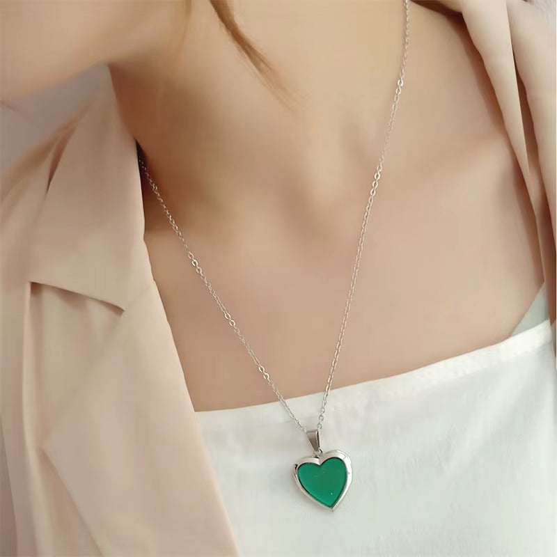 Color Change Mood Locket- Heart Love Pendant