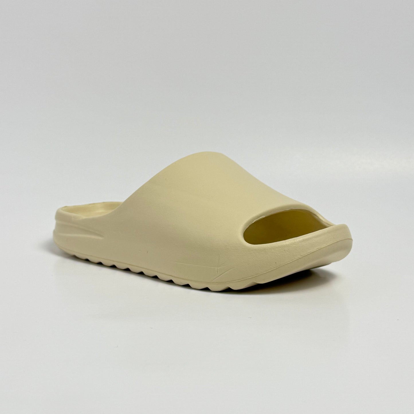 Ultra-Lightweight Women's Comfort Slide Sandals - Soft Cushioned, Waterproof Quick-Dry Slippers for Indoor & Outdoor Use with Anti-Slip Sole