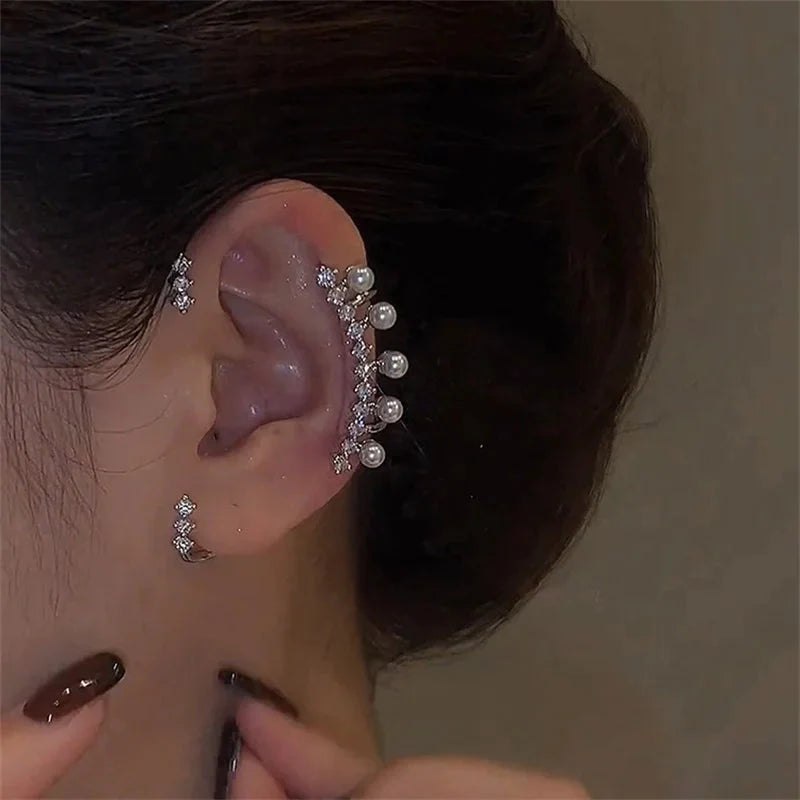 Silver Pearl Ear Cuff – No Piercing Required- Vintage- Left and Right Ear 