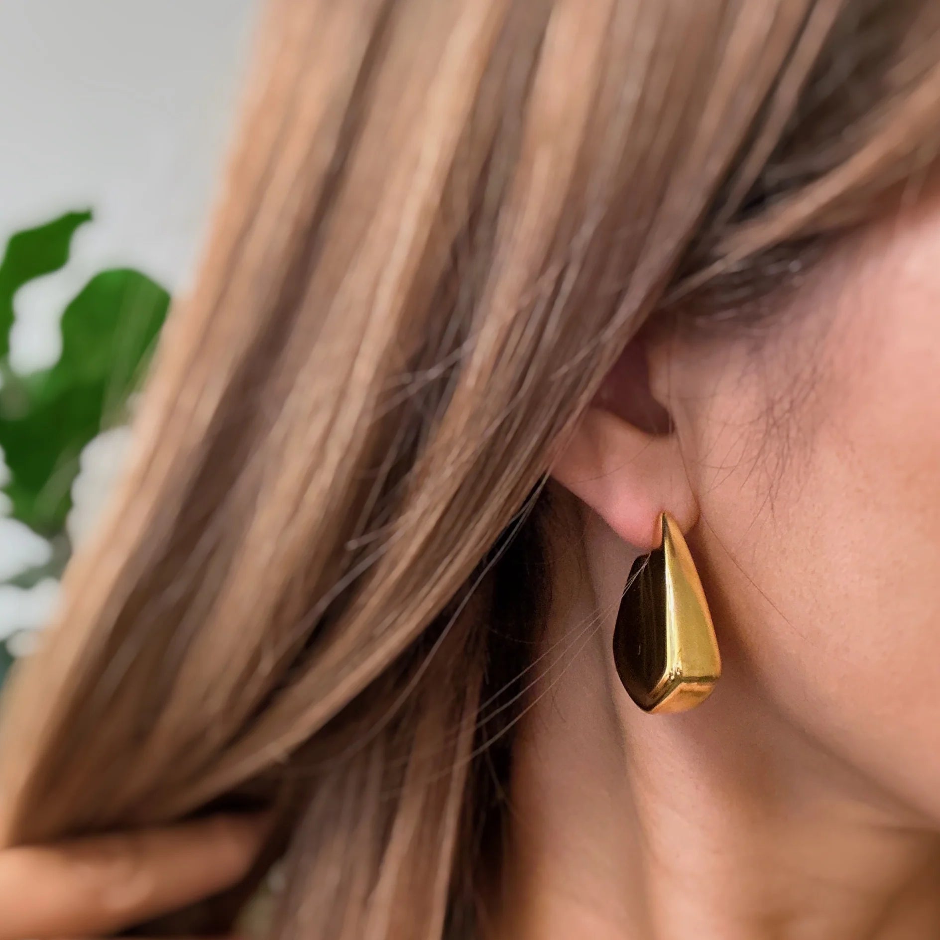 Charming Loli Halo Earrings - A Touch of Whimsy and Elegance!