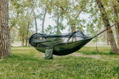 Ultimate Portable Camping Hammock with Built-in Mosquito Net for Bug-Free Relaxation