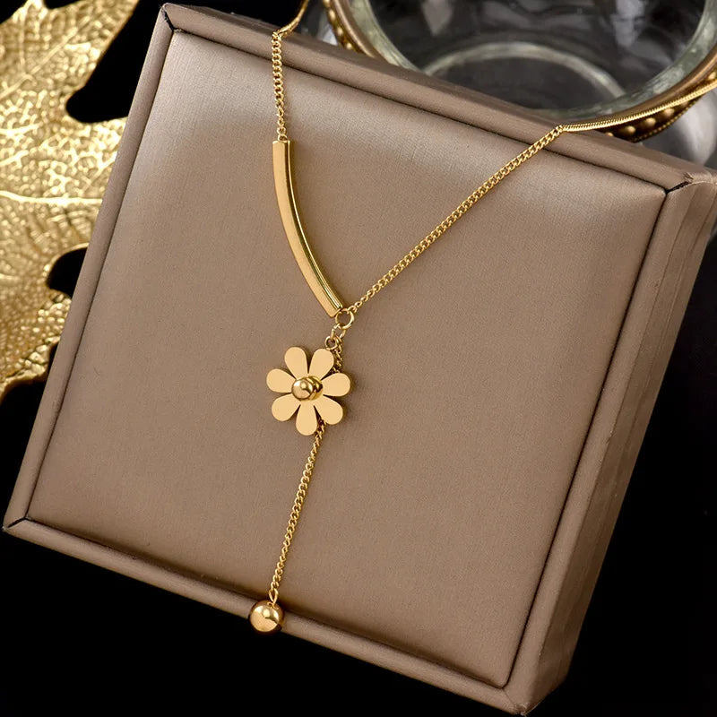 Luxury Titanium Steel Square Necklace Feeling Roman Digital Good Luck Leter Pendant Neck Chain Sexy Girl Jewelry