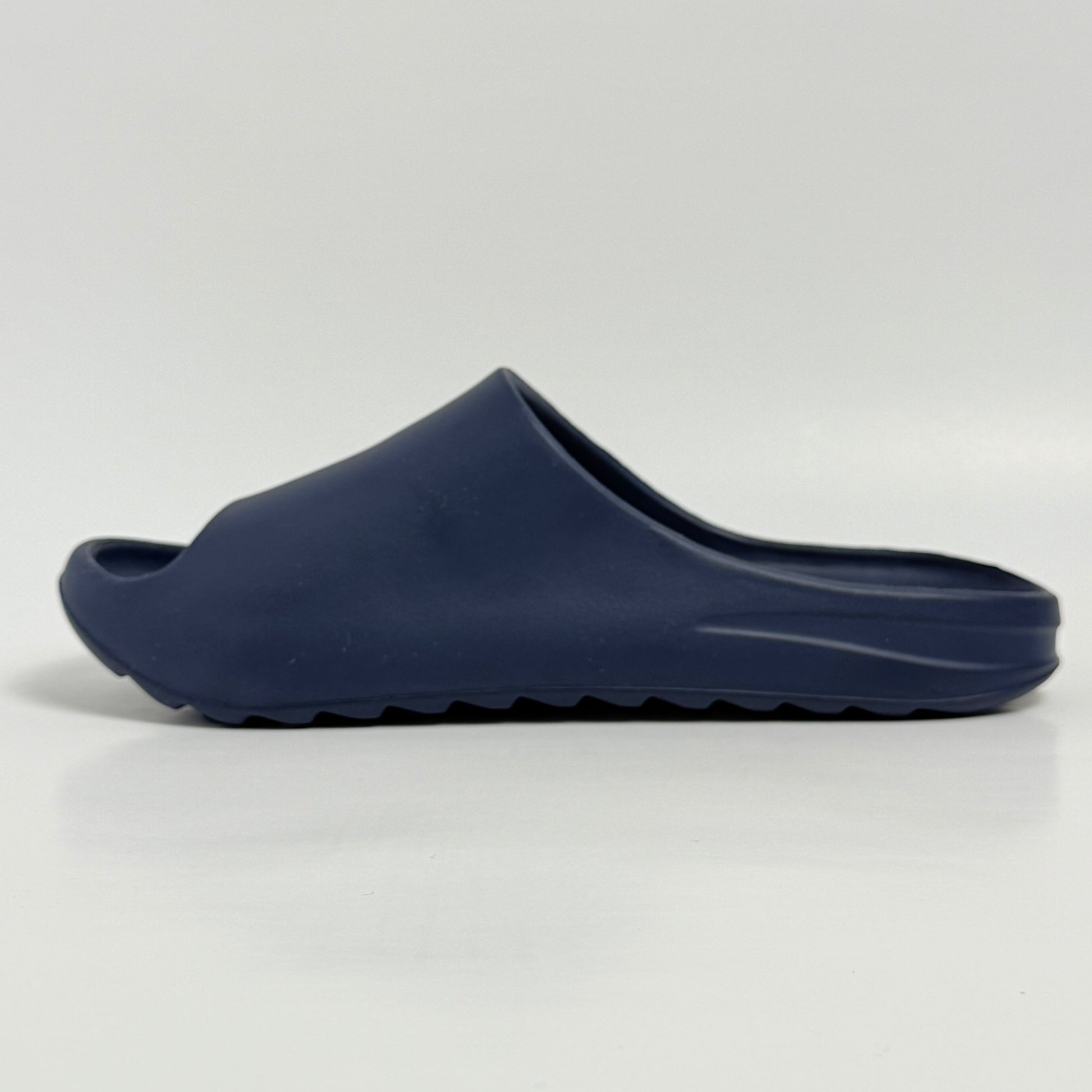 Ultra-Lightweight Women's Comfort Slide Sandals - Soft Cushioned, Waterproof Quick-Dry Slippers for Indoor & Outdoor Use with Anti-Slip Sole