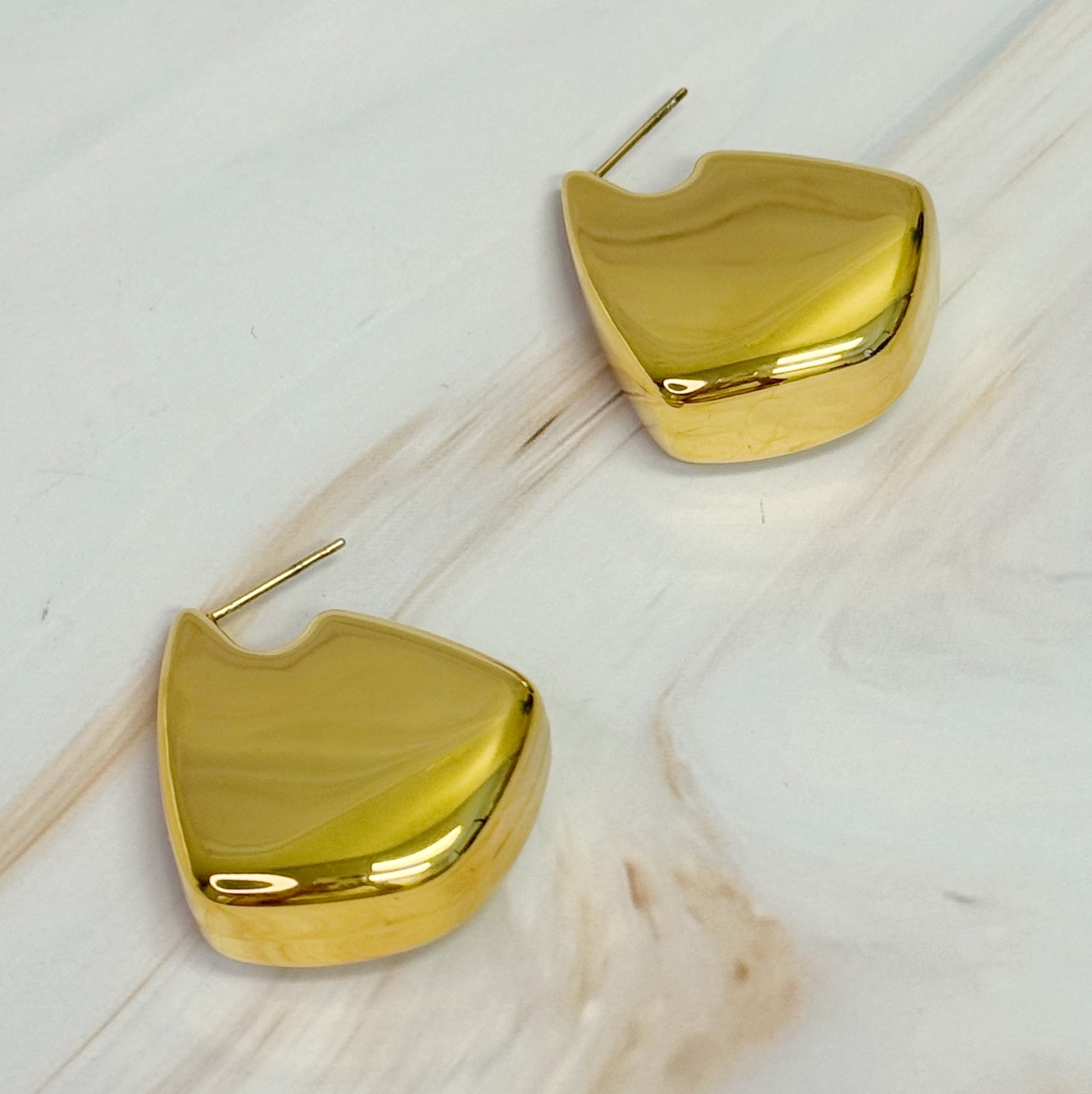 Charming Loli Halo Earrings - A Touch of Whimsy and Elegance!