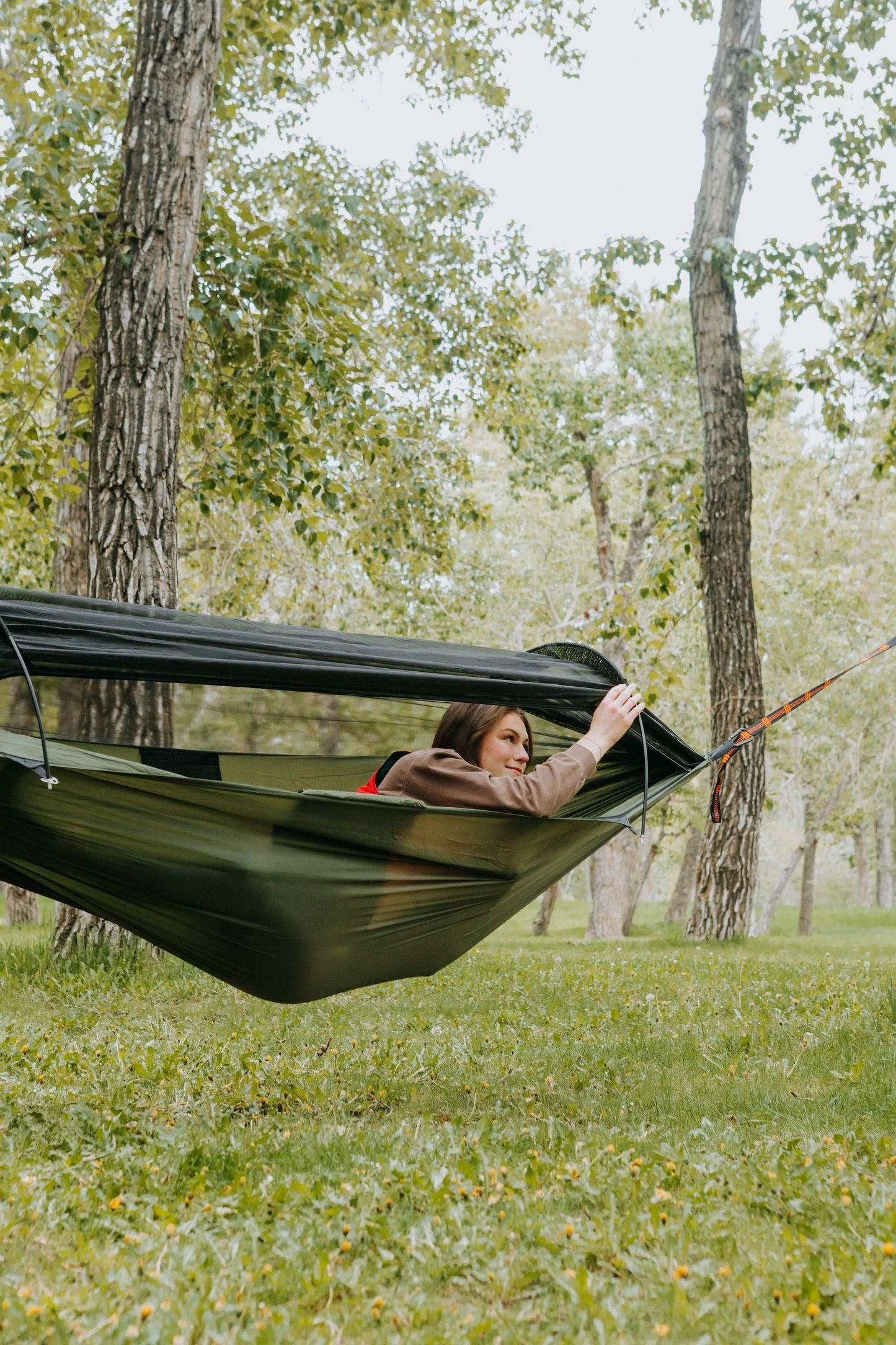 Ultimate Portable Camping Hammock with Built-in Mosquito Net for Bug-Free Relaxation