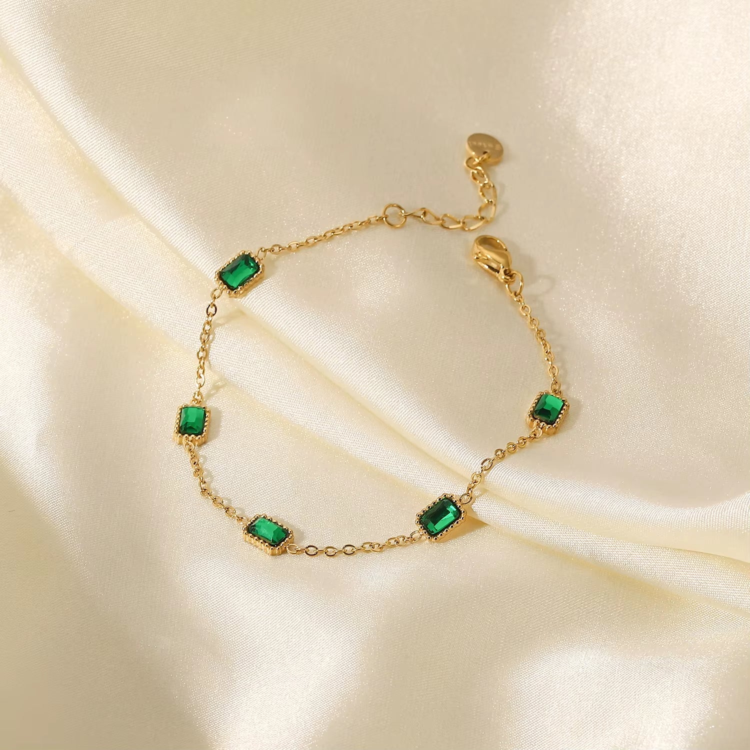 Elegant 14K Gold Charm in Durable Stainless Steel